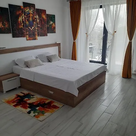 Apartamento 10 Metri Pana La Plaja Năvodari