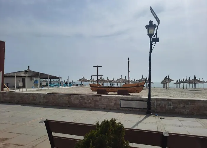 דירה 10 Metri Pana La Plaja Năvodari