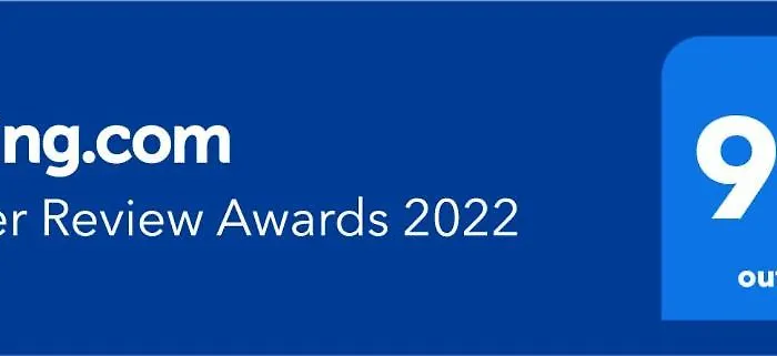 10 Metri Pana La Plaja